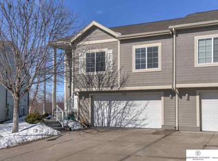 14246 Newport Ave, Omaha, NE 68164