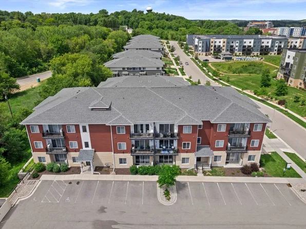 1601 N Windsor Ave #102, Cottage Grove, WI 53527