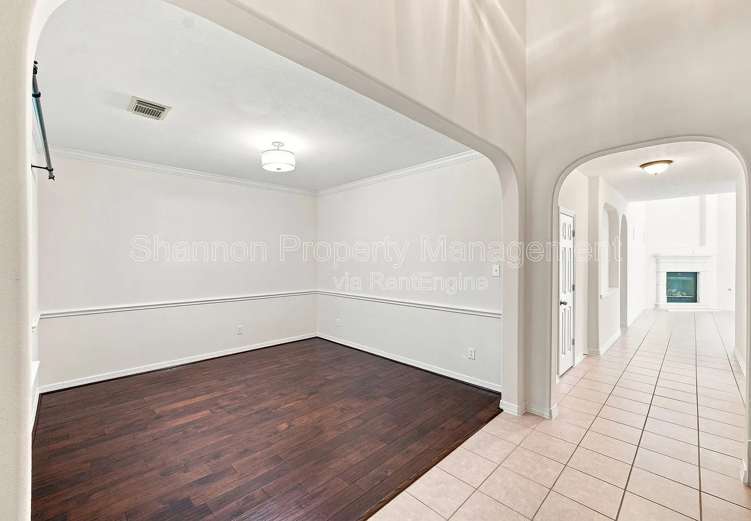 4 bed, 2.5 bath, 2500 sqft, $2,950 — Photo 4