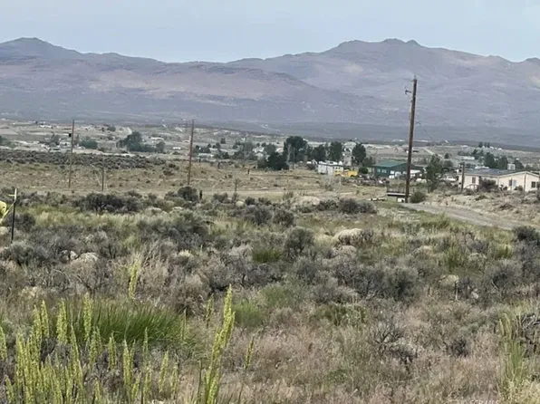 8364 Horsehaven Dr, Elko, NV 89801