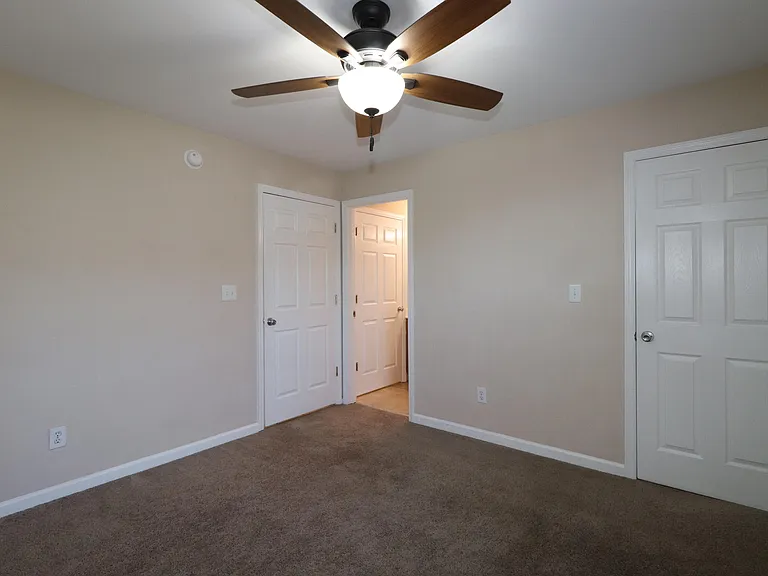 403 John Sutherland Dr — Photo 9