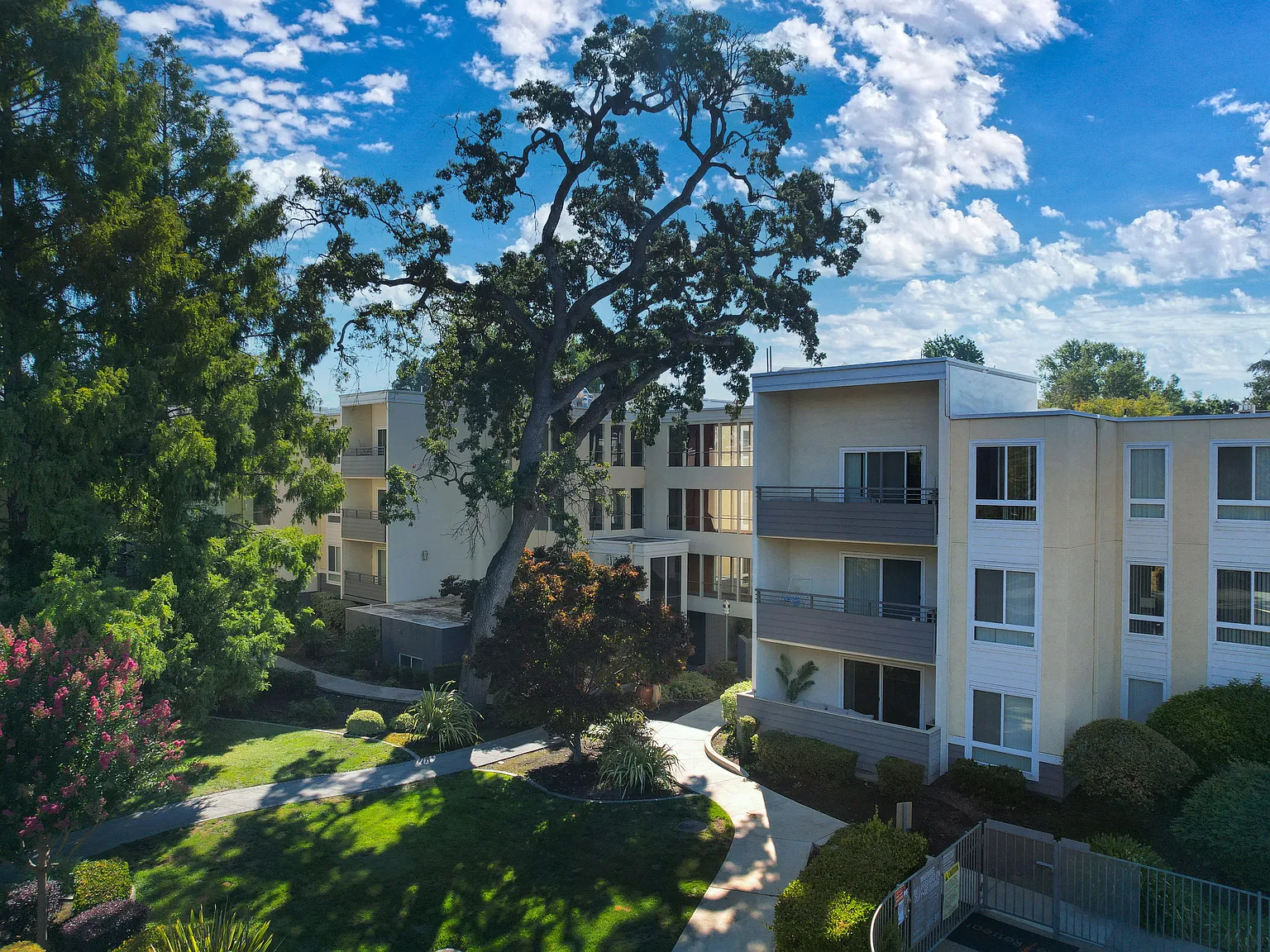The Retreat at Walnut Creek — Photo 1