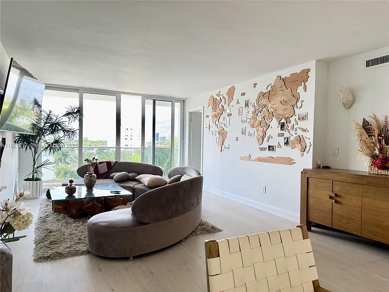 3140 S Ocean Dr #512 — Photo 13
