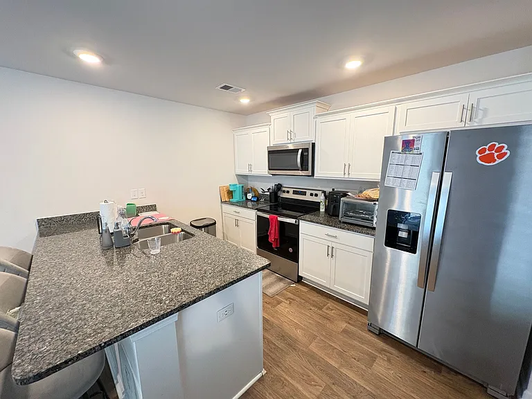 109 Oakmont Valley Trl — Photo 8