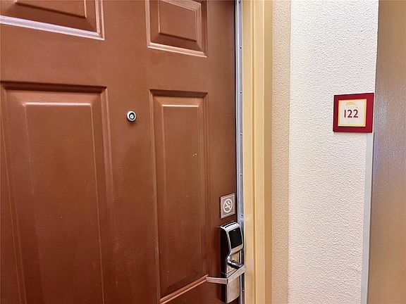 3rd image of 3000 MAINGATE LANE #122