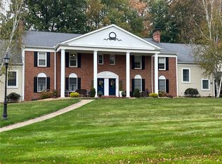 182 Windsor Rdg UNIT 54, New Castle, PA 16105