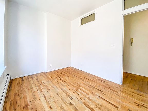 5th image of 311 Jefferson St #2M