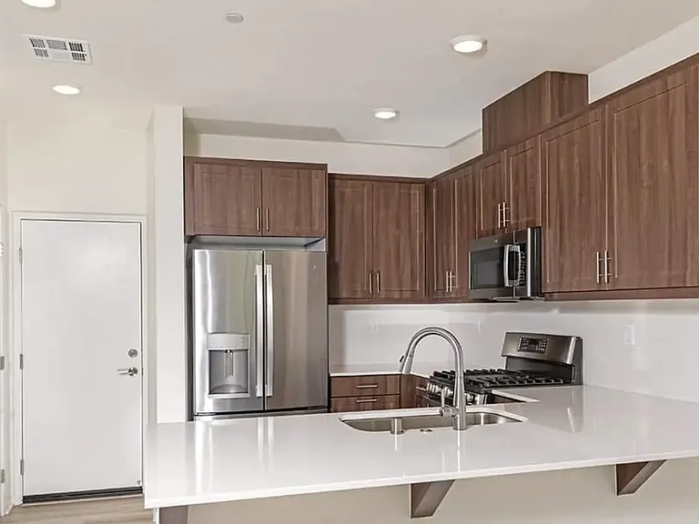 35174 Blossom Pl — Photo 10
