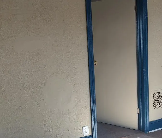 Door between upper rooms