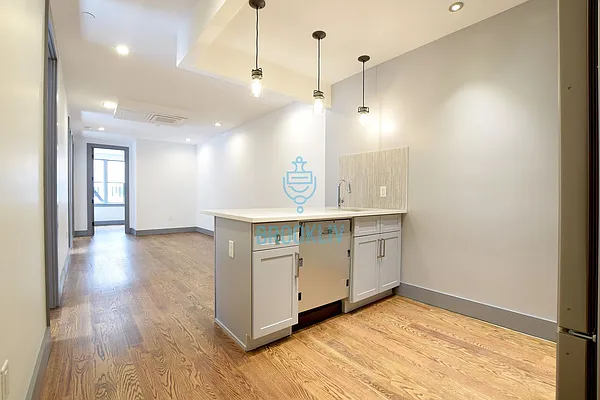 Rented by null | media 15