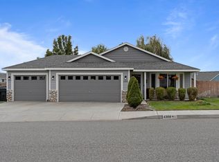 4308 Clydesdale Ln, Pasco, WA 99301
