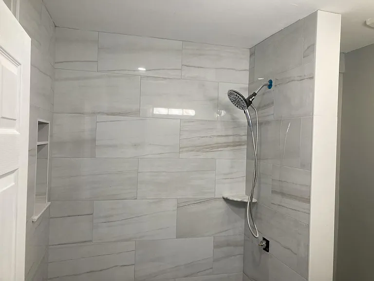 292 Washington St #5 — Photo 5