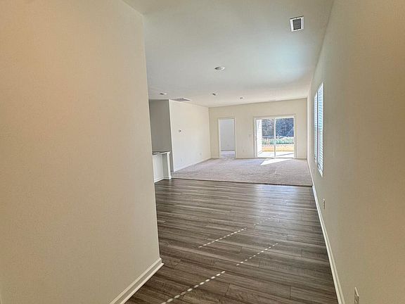 3rd image of 3009 Chipper Lane W