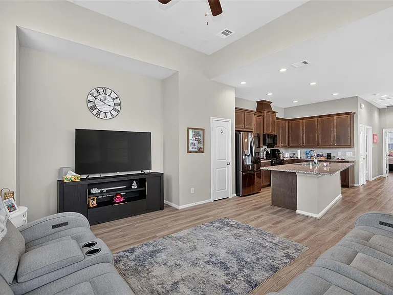 16207 Northern Cardinal Ln — Photo 25