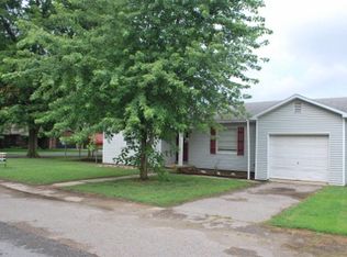 902 McNew Dr, Bernie, MO 63822