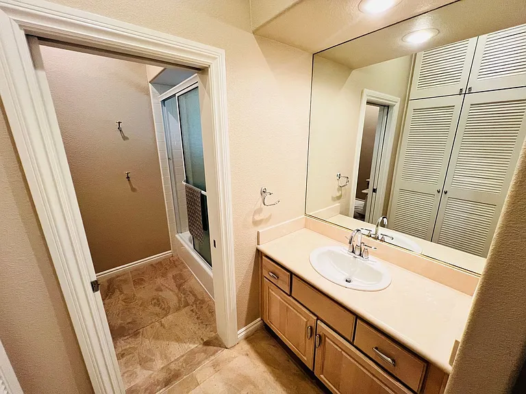 7408 Silver Palm Ave — Photo 38
