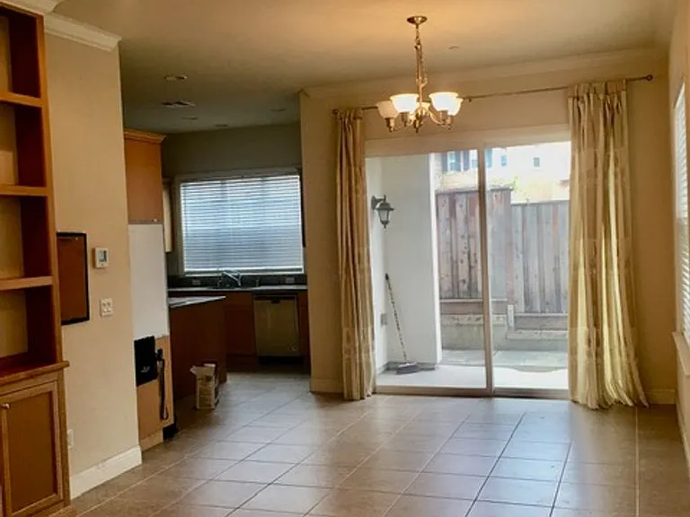 7089 Hyacinthus Ln — Photo 3