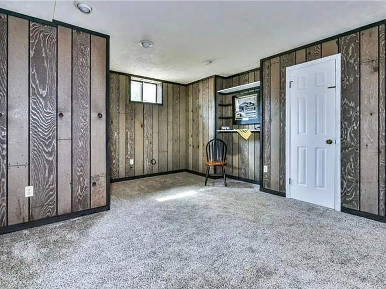 389 Pine Valley Ct — Photo 11