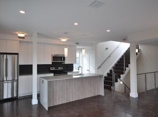 652 Massachusetts Ave #9, Boston, MA 02118