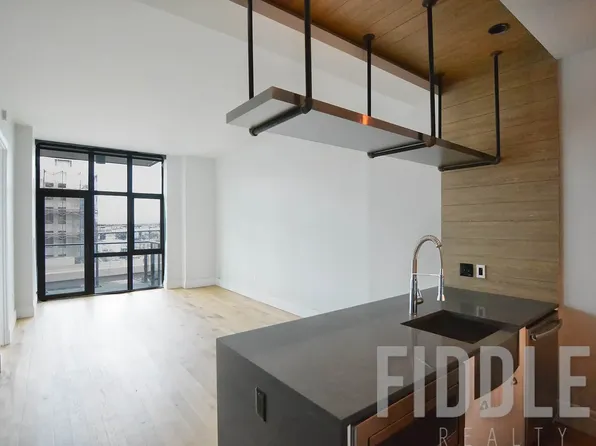 44-41 Purves St, Long Island City, NY