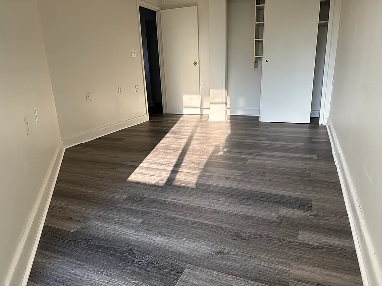 60 Strawberry Hill Ave #418 — Photo 12