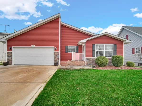 1761 Selo Dr, Schererville, IN 46375