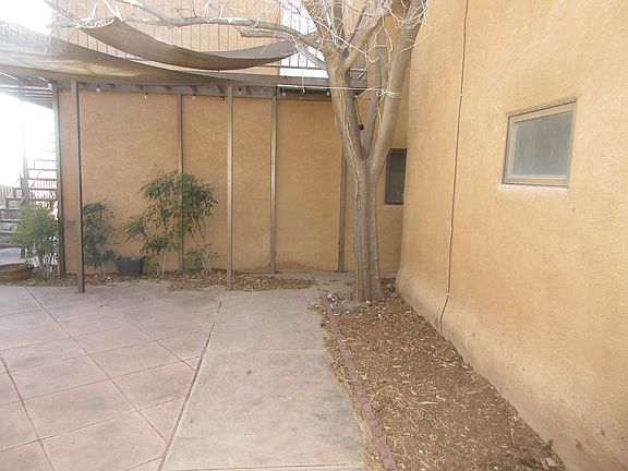 Main Entry Courtyard
