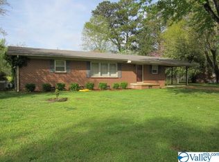 1601 Pine St, Athens, AL 35611