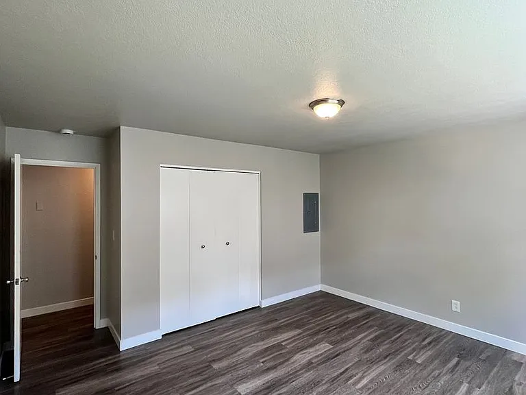 The Rivercrest Apartments by Star Metro — Photo 14