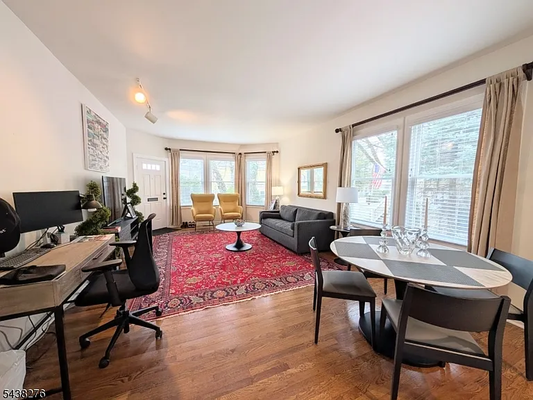 36 Phoenix Ave #A — Photo 4