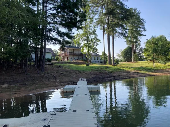 33 Patrick Point, Blairsville, GA 30512