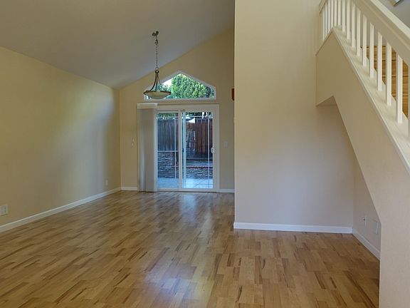 Living and dining combo