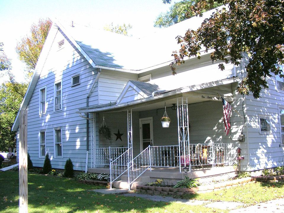 2nd image of 108 E Main St