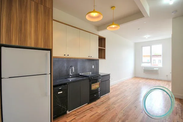 Rented by GTM Property Group  | media 26