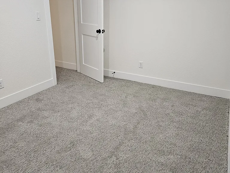 2871 Urban Pl — Photo 34