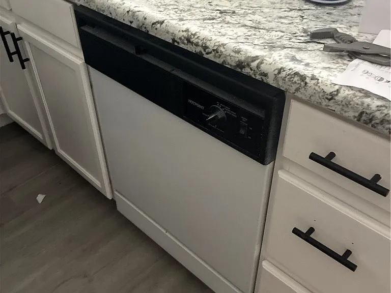 2524 Adelante Ave #106 — Photo 9
