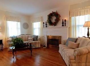 516 S Martha St, Lombard, IL