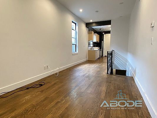 1st image of 287 Harman St #1A