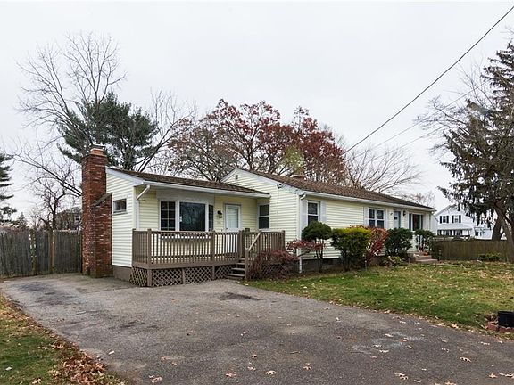 3rd image of 158 Pettaconsett Ave