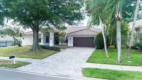 1802 Stonebrook Ln Photo 1