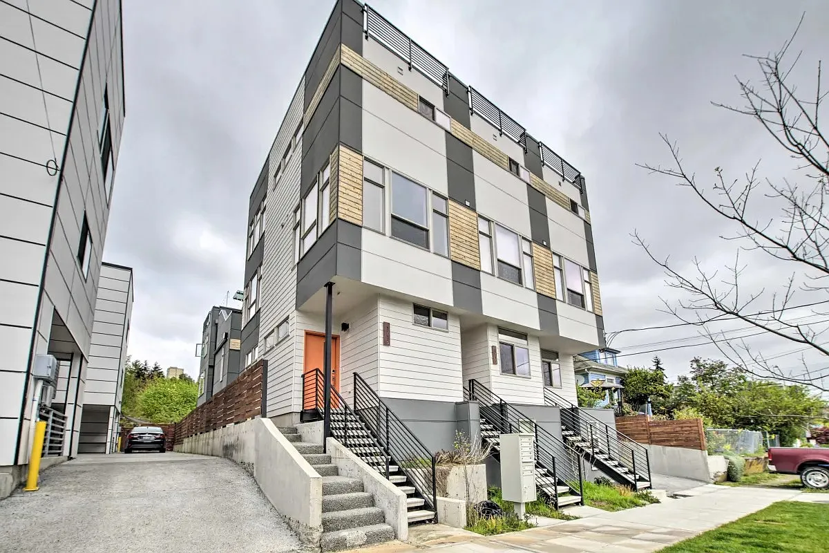 2 bed, 2.5 bath, 1010 sqft, $2,850 — Photo 1