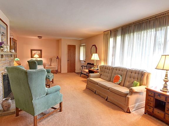5th image of 5680 Terrace Park Dr