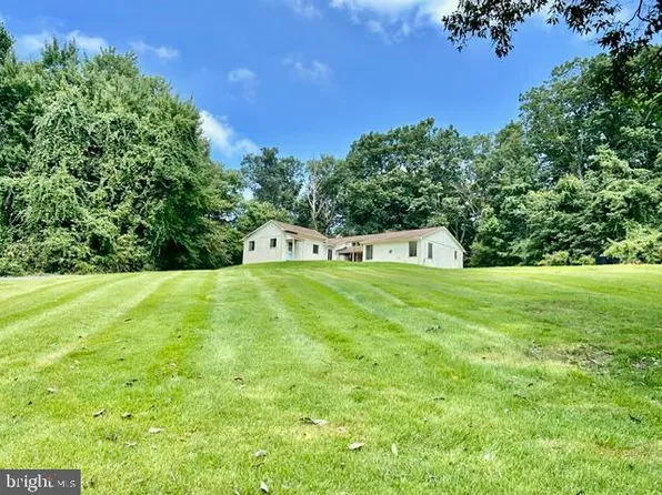 889 Union Church Rd, Elkton, MD 21921