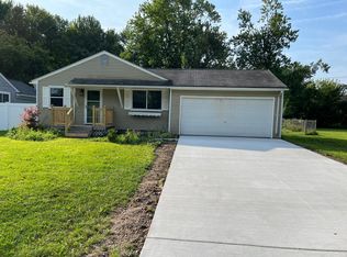 329 Gamma Rd, Walled Lake, MI 48390