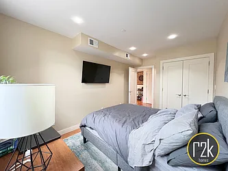 Rented by Realty 2000 Corp