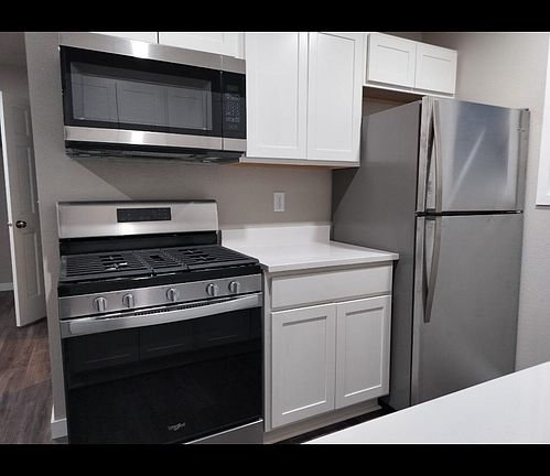 3rd image of 3303 E Bremer Ave #215