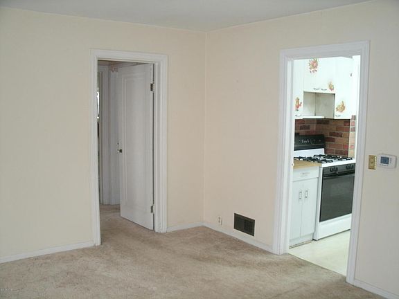 4th image of 1950 Blandford Ave SW