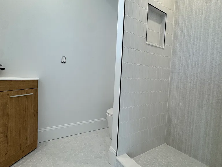 531 Bennington St #4 — Photo 7