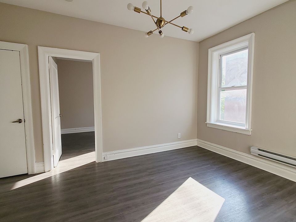 2nd image of 104 Belmont Ave APT 4E