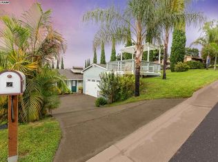 26 Kai Nana Pl, Kula, HI 96790